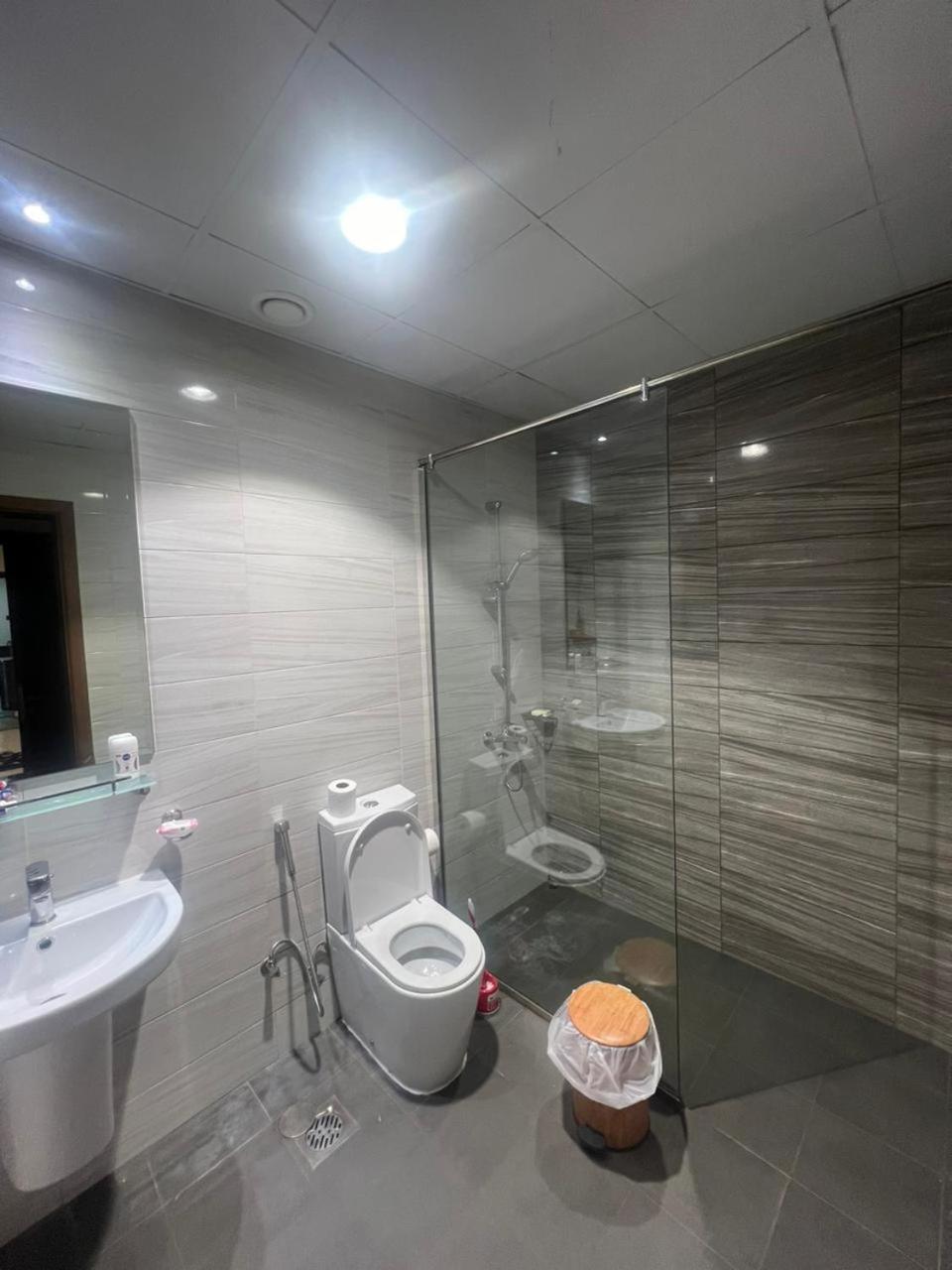 Downtown Holiday'S - 1 Min To Dubai Mall & Burj Khalifa Hostel Eksteriør bilde