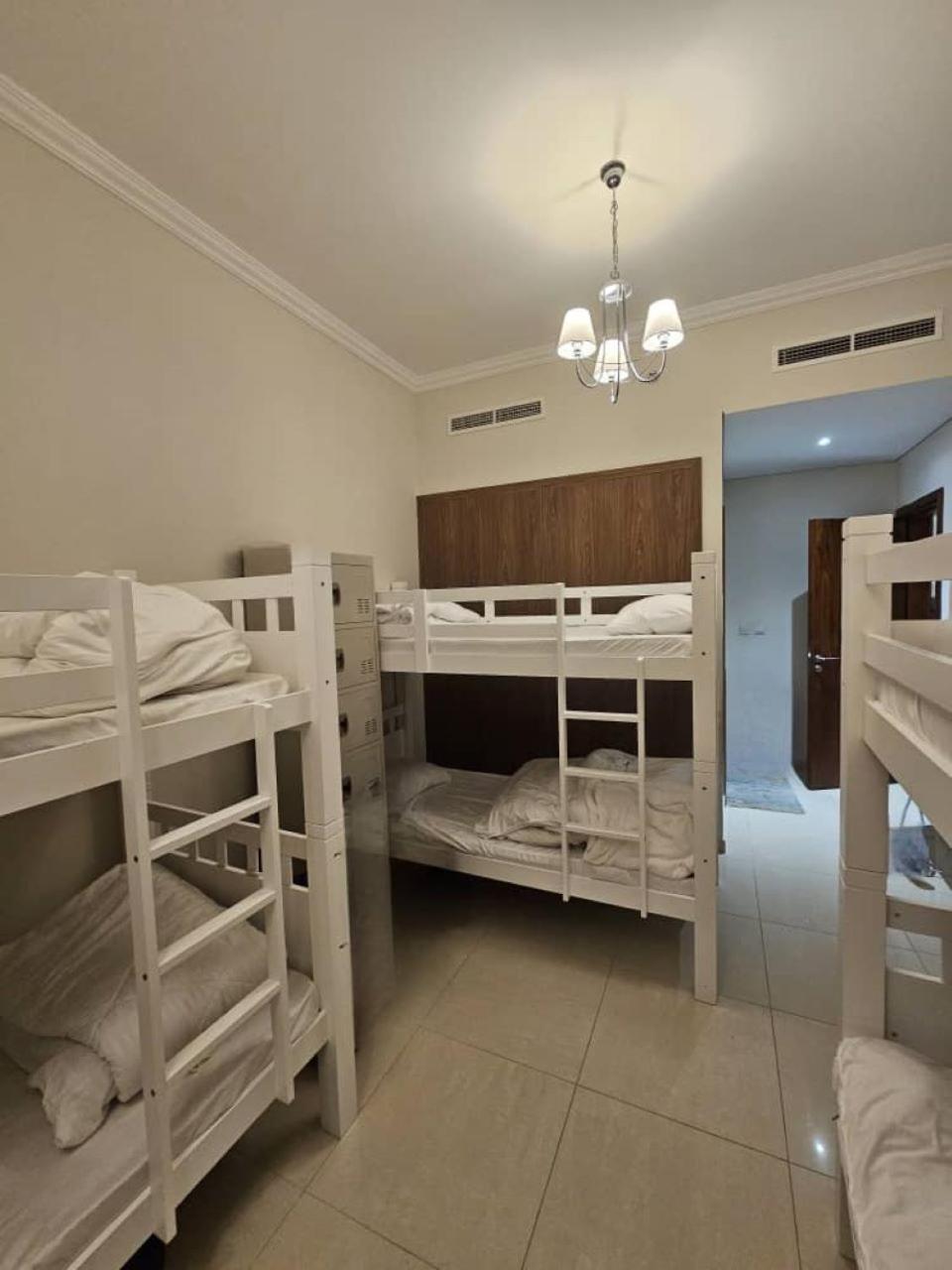 Downtown Holiday'S - 1 Min To Dubai Mall & Burj Khalifa Hostel Eksteriør bilde
