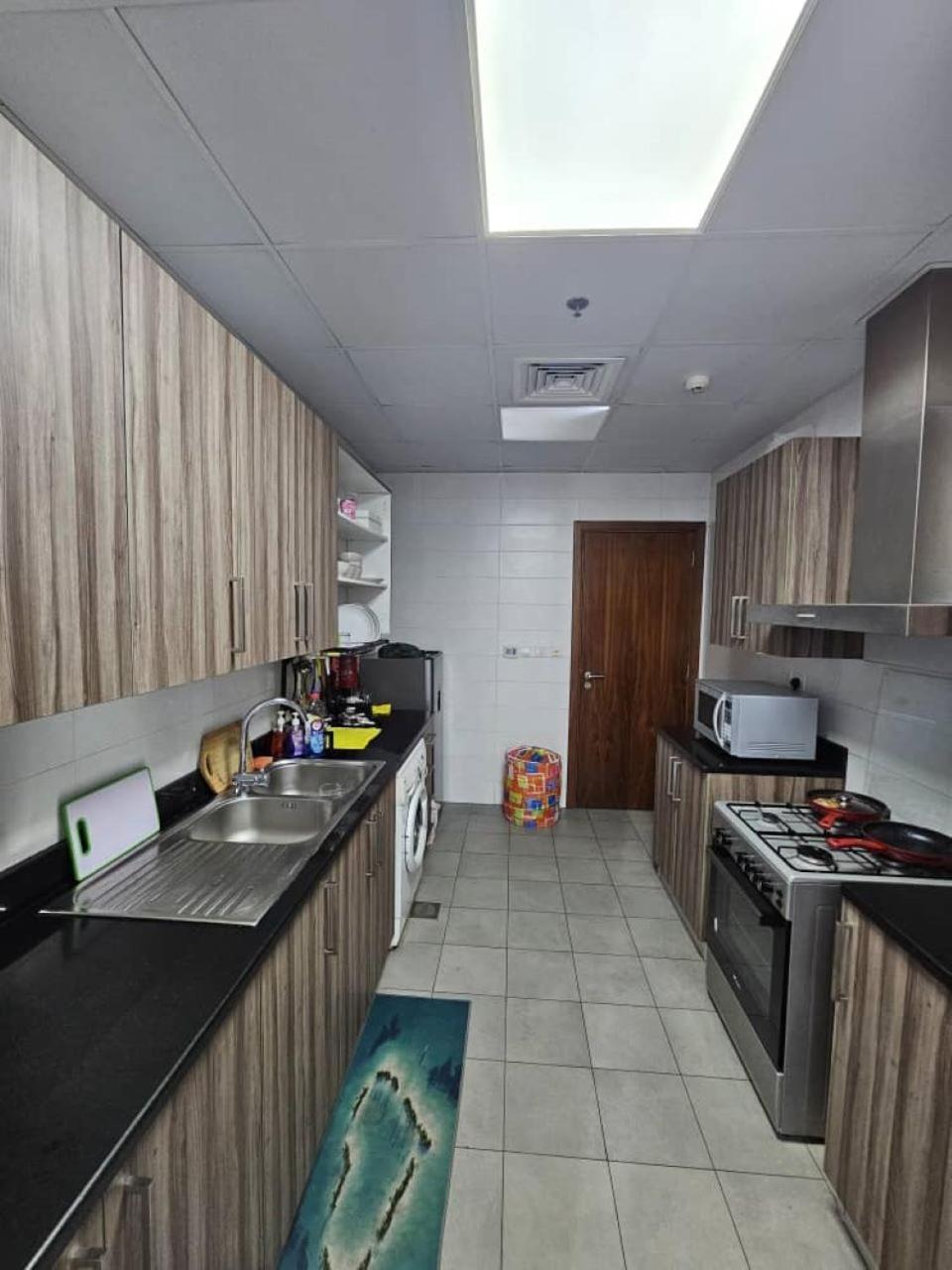 Downtown Holiday'S - 1 Min To Dubai Mall & Burj Khalifa Hostel Eksteriør bilde